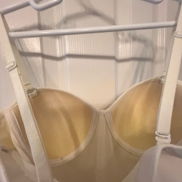 JLUXLABEL Cream Bodysuit with Detachable Spaghetti Straps, size medium run small - Picture 10 of 10